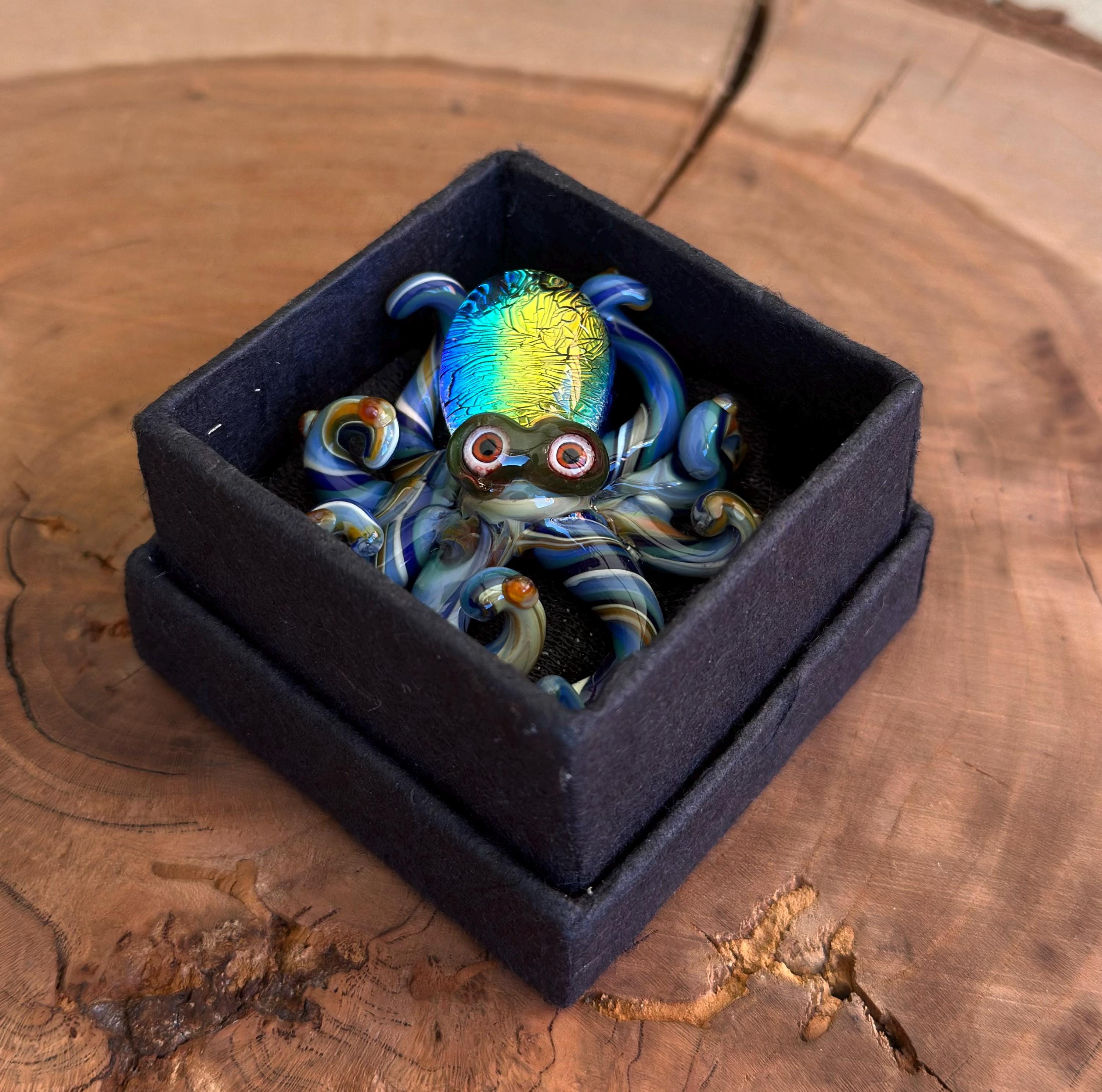 Octopus Necklace - Handmade Blown Glass Octopus Pendant - Unique Sea Creature Jewelry - Ocean-Inspired Necklace - Artisan Glass Art