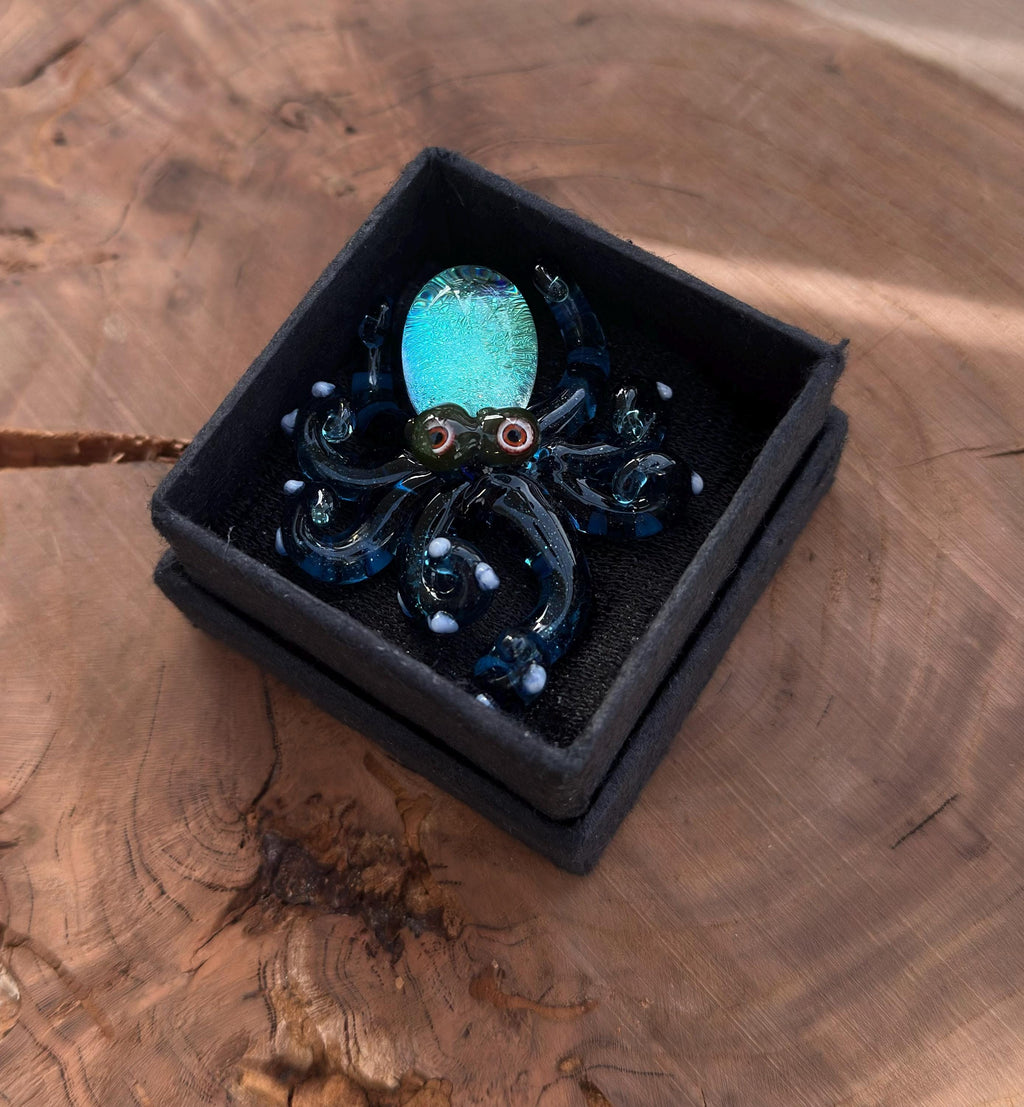 Octopus Necklace - Handmade Blown Glass Octopus Pendant - Unique Sea Creature Jewelry - Ocean-Inspired Necklace - Artisan Glass Art