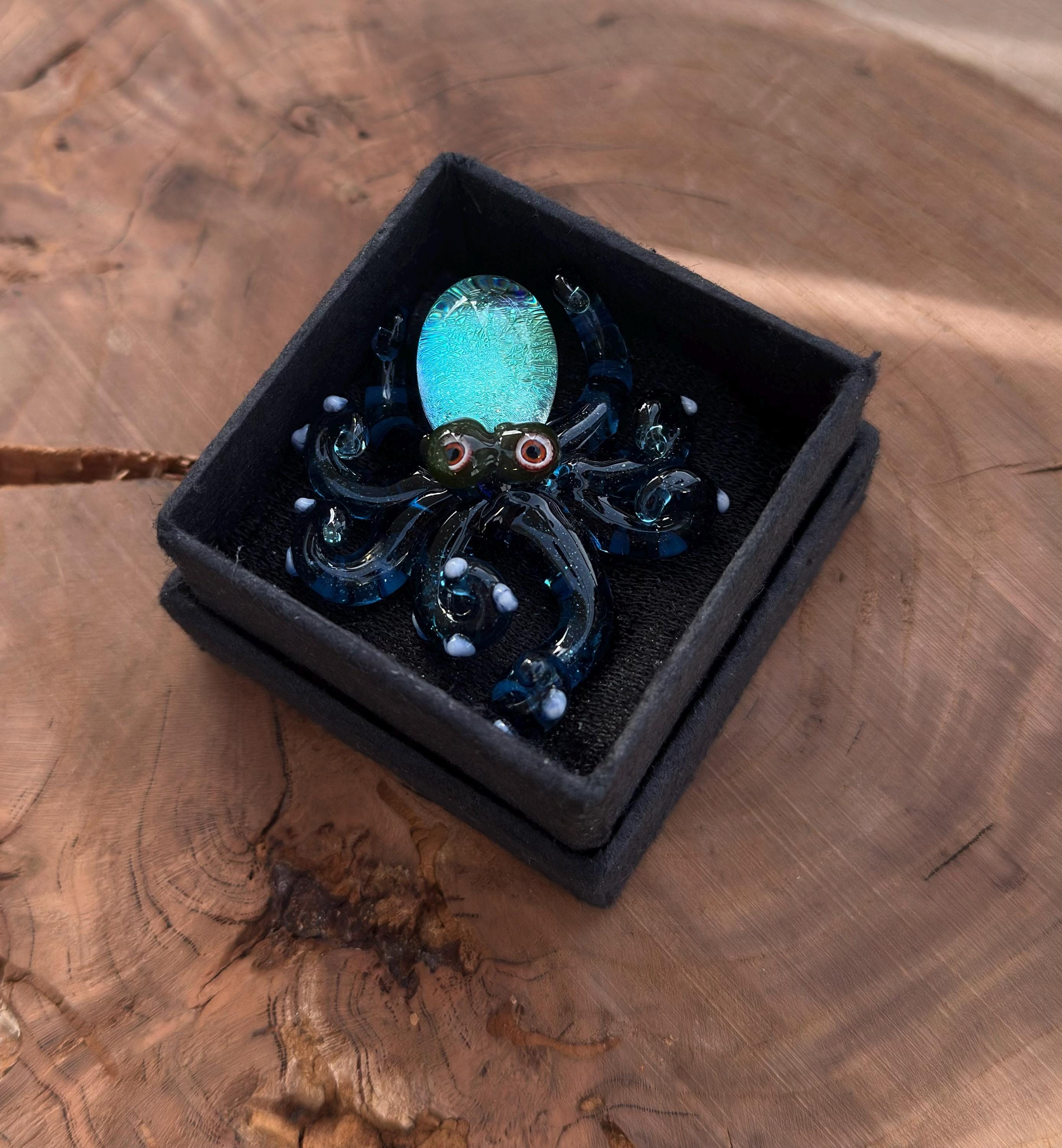 Octopus Necklace - Handmade Blown Glass Octopus Pendant - Unique Sea Creature Jewelry - Ocean-Inspired Necklace - Artisan Glass Art