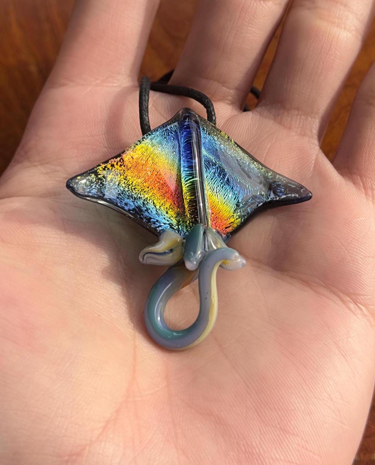 Stingray Necklace - Handmade Blown Glass Pendant - Ocean-Inspired Jewelry - Unique Sea Creature Necklace - Artisan Glass Art