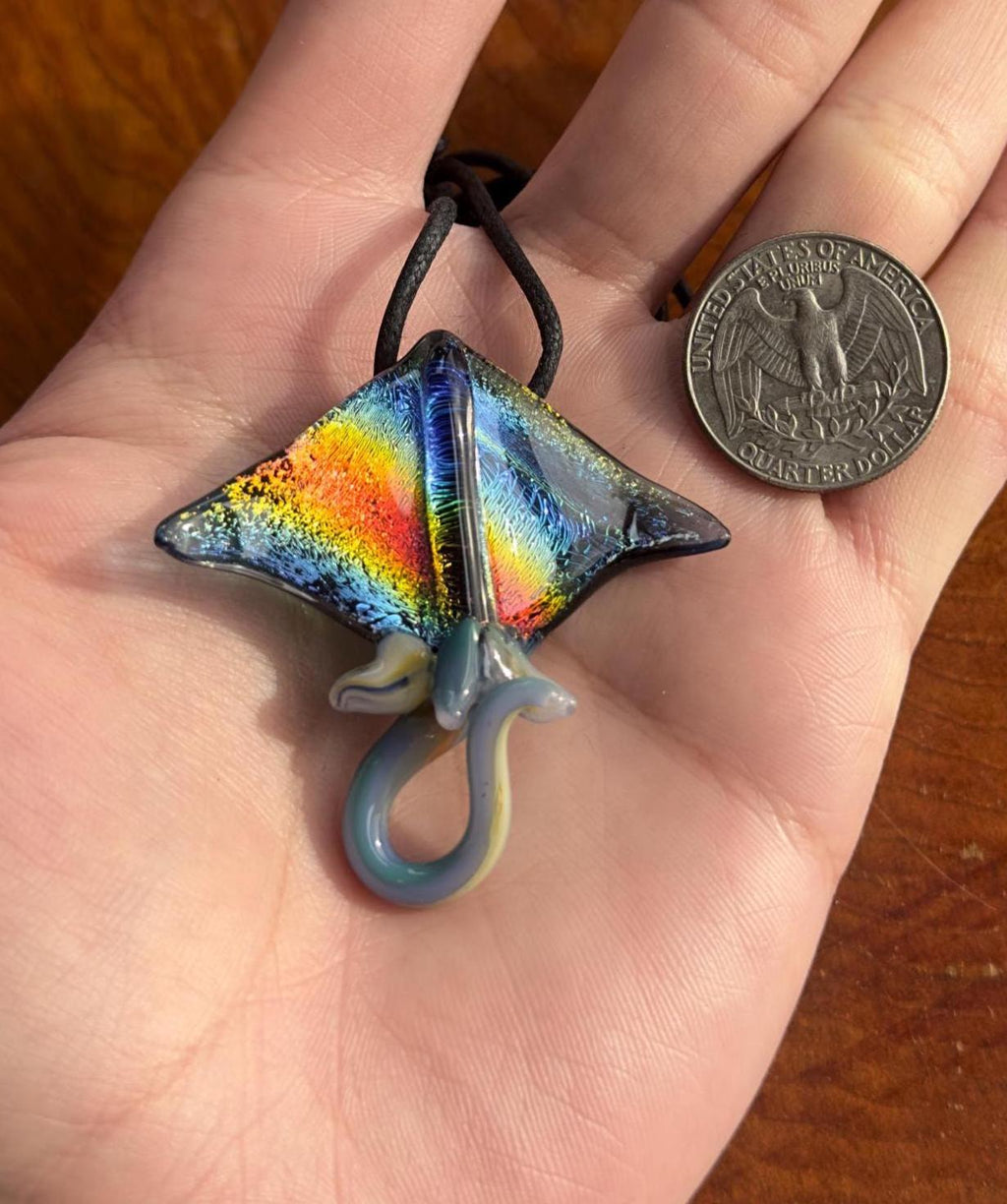 Stingray Necklace - Handmade Blown Glass Pendant - Ocean-Inspired Jewelry - Unique Sea Creature Necklace - Artisan Glass Art