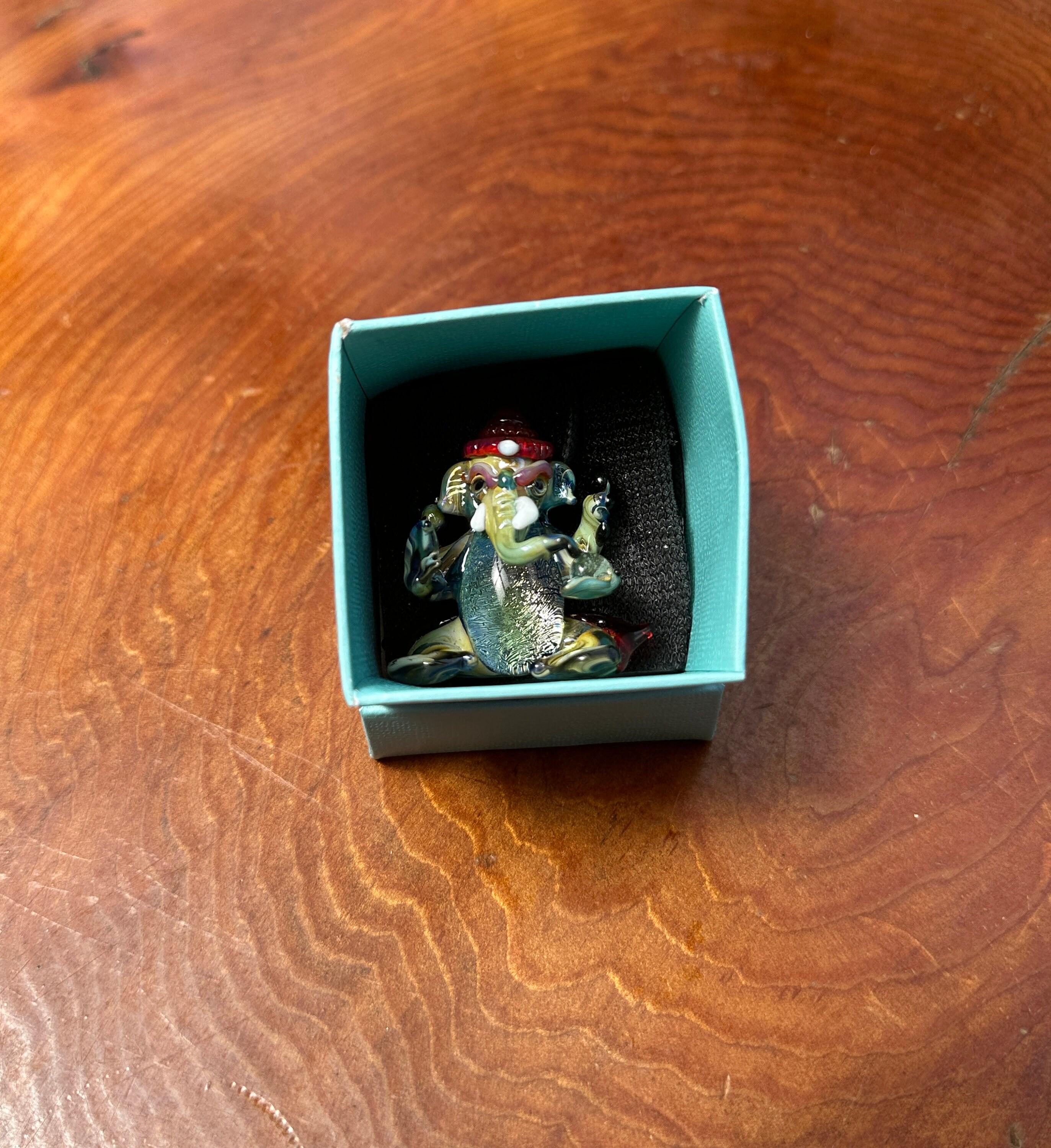 Ganesh - Glass Pendant Necklace Handcraft