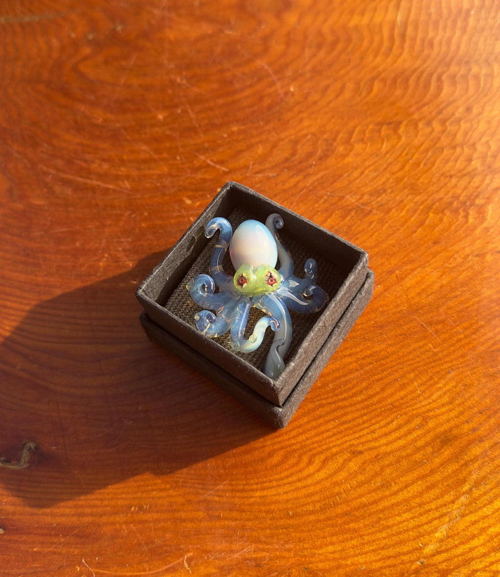 Octopus Necklace - Handmade Blown Glass Octopus Pendant - Unique Sea Creature Jewelry - Ocean-Inspired Necklace - Artisan Glass Art
