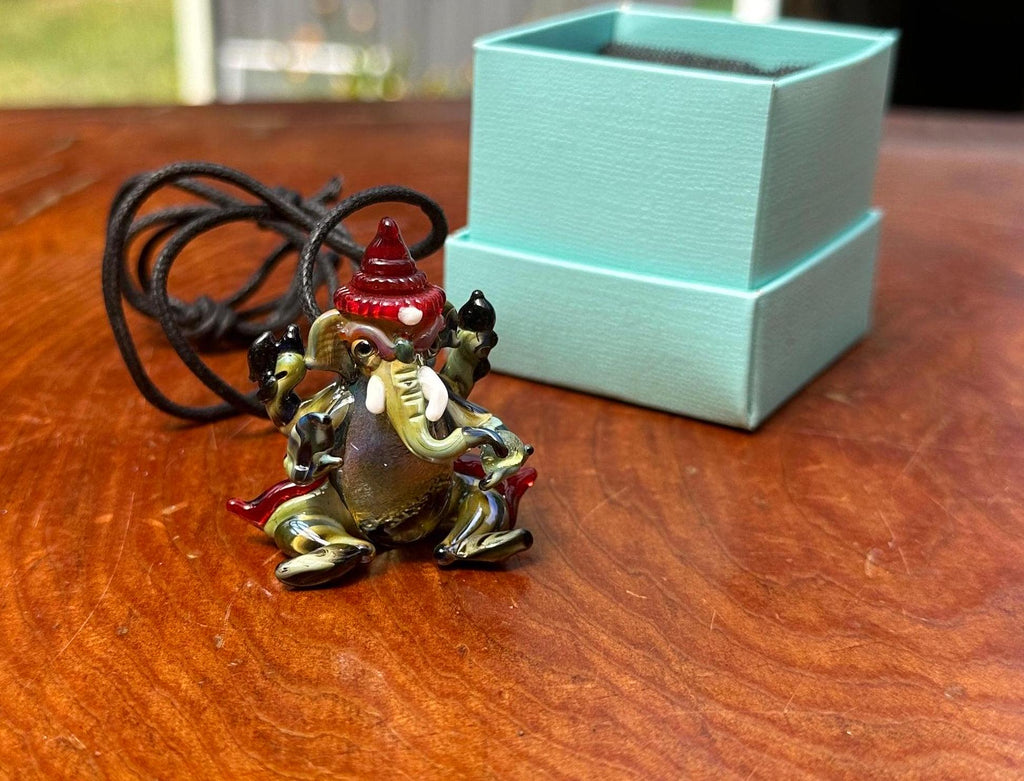 Ganesh - Glass Pendant Necklace Handcraft