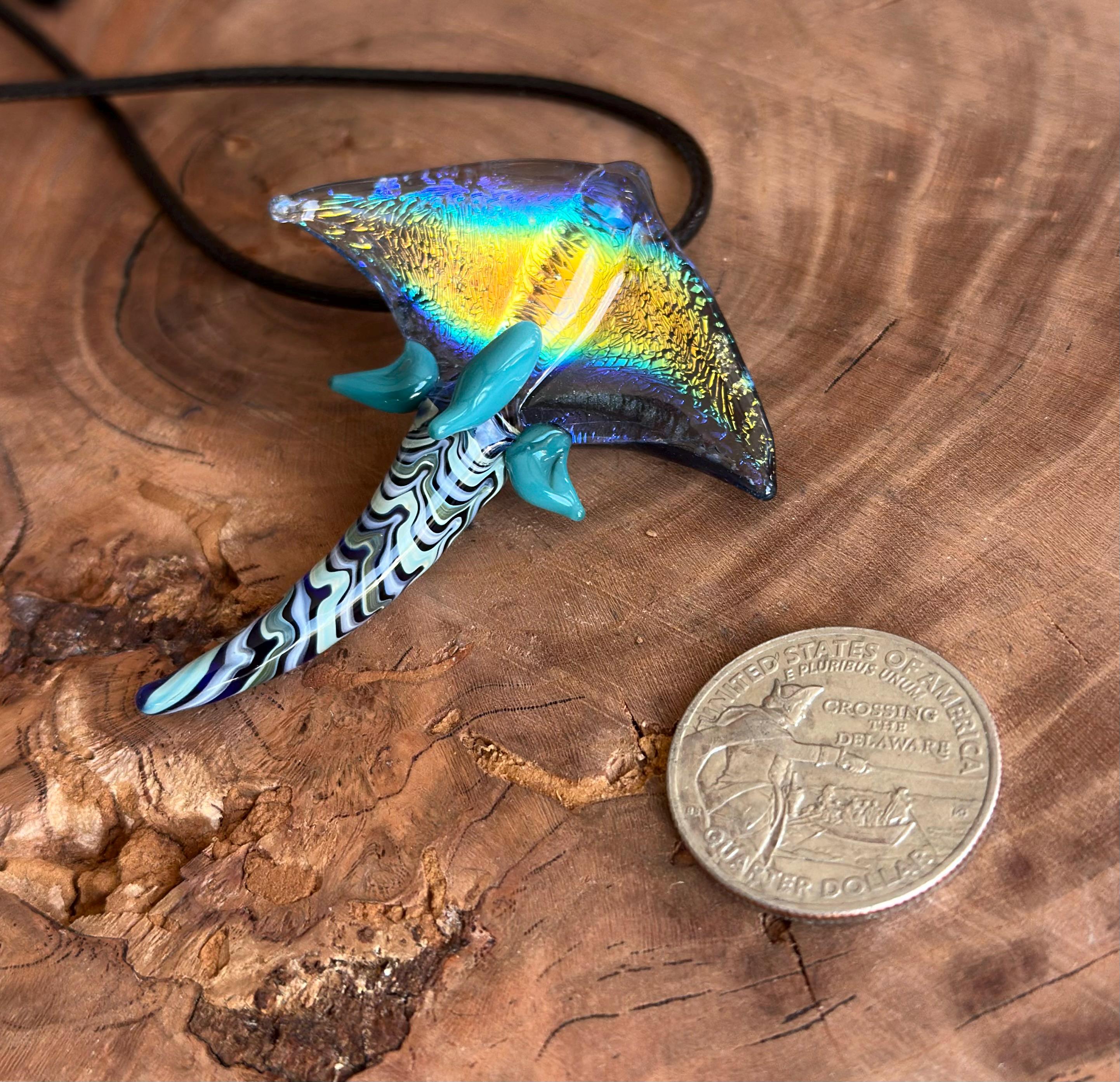 Stingray Necklace - Handmade Blown Glass Pendant - Ocean-Inspired Jewelry - Unique Sea Creature Necklace - Artisan Glass Art