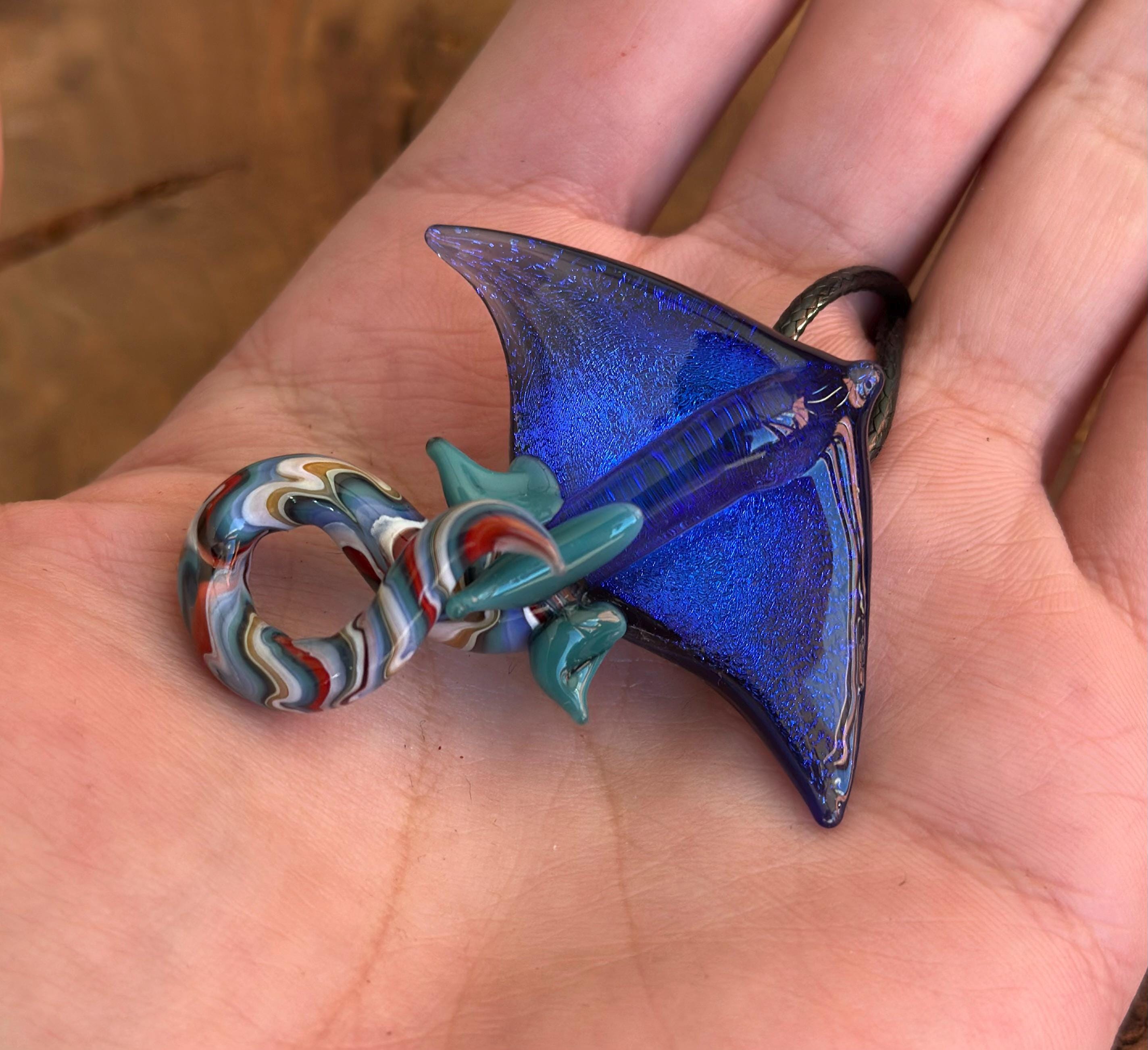 Stingray Necklace - Handmade Blown Glass Pendant - Ocean-Inspired Jewelry - Unique Sea Creature Necklace - Artisan Glass Art